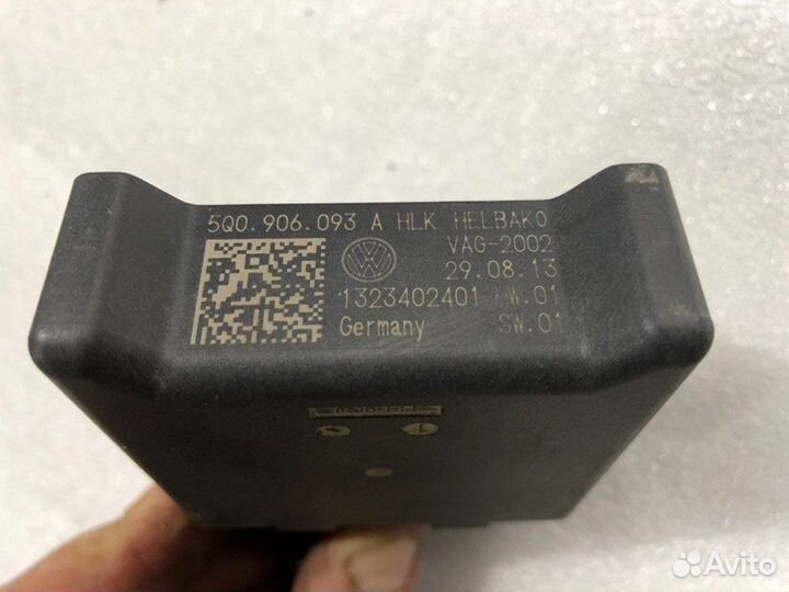 Блок управления бензонасосом Octavia (A7) Audi Q3