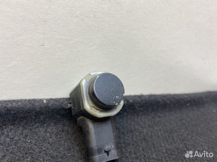 Датчик парковки Volkswagen Touareg 2010-2018