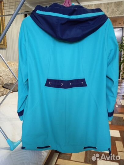 Плащ женский