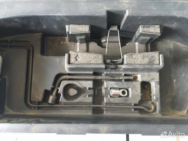 Ящик для инструментов Lexus Rx-300/330/350/400H