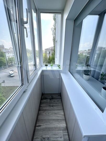 3-к. квартира, 55 м², 6/9 эт.
