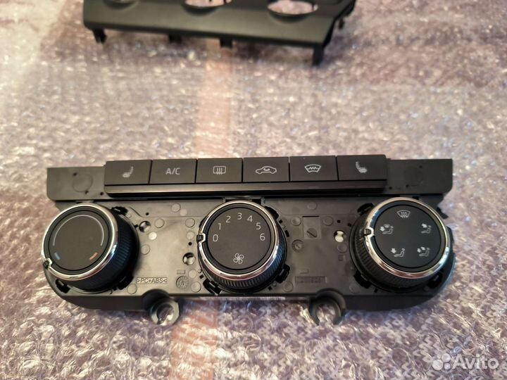 Блок управления климат контролем Skoda Octavia A7