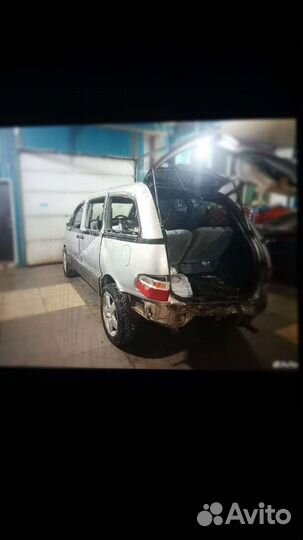 Toyota Estima 2.2 AT, 1997, битый, 100 000 км