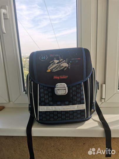 Рюкзак школьный