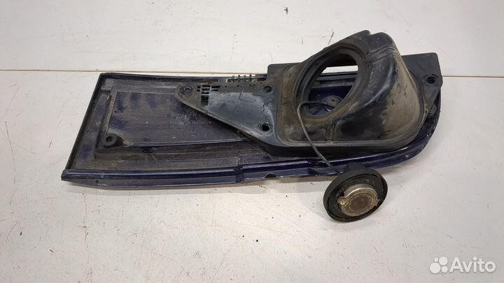 Лючок бензобака Mercedes Vito W639