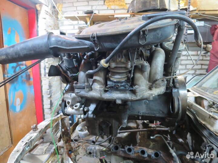 Двигатель M102.982