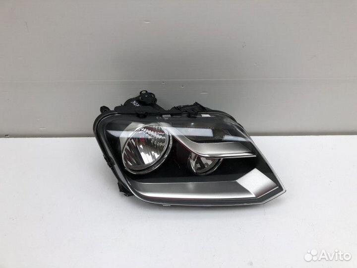 Фара правая Volkswagen Amarok