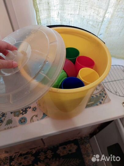 Посуда туристическая в ведре