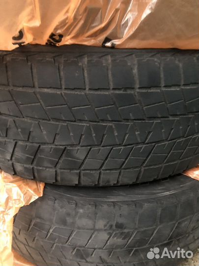 Bridgestone Blizzak DM-V1 235/60 R18 107R