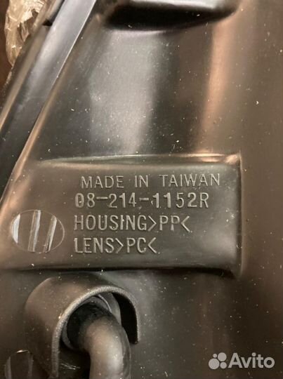 Фара передняя правая mitsubishi L200 95-06