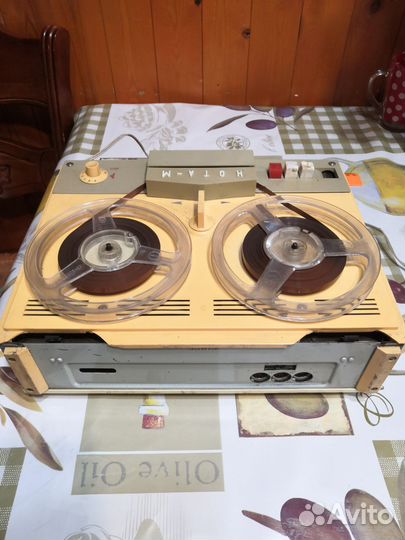 Катушечный магнитофон нота м