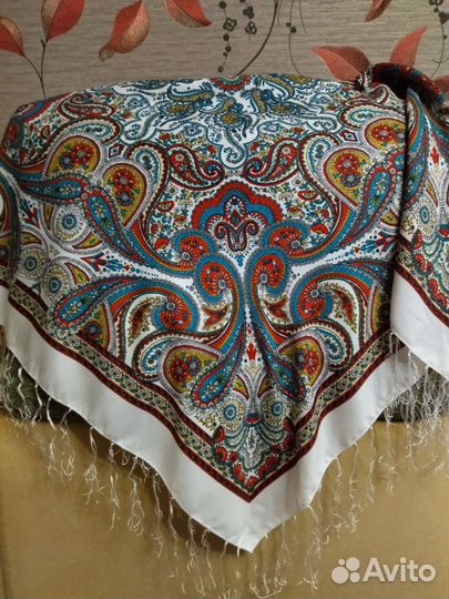 Шаль, палантин, горжетка