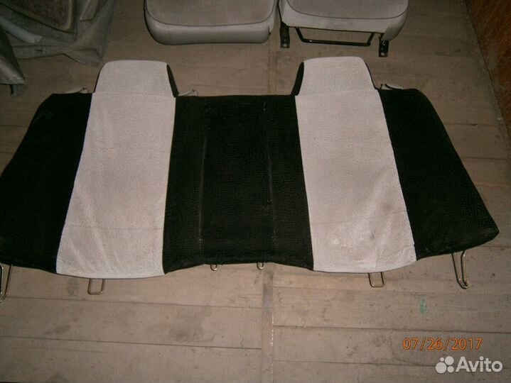 Заднее сиденье (диван) Mark 2 110 2004г