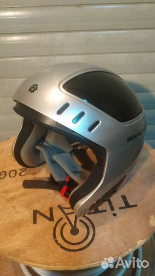 Ботинки для сноуборда, шлем, маска