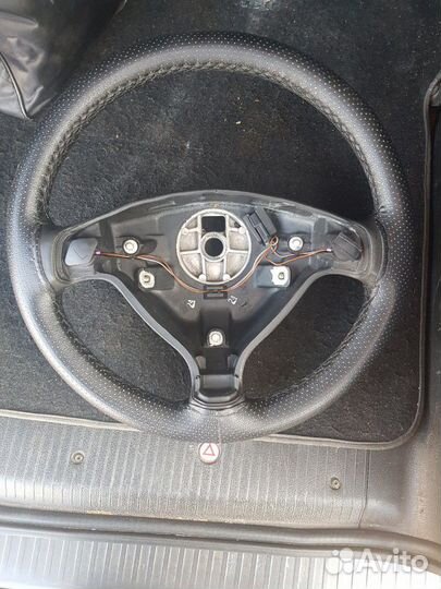 Руль Opel 90437296