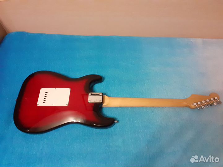 Электрогитара