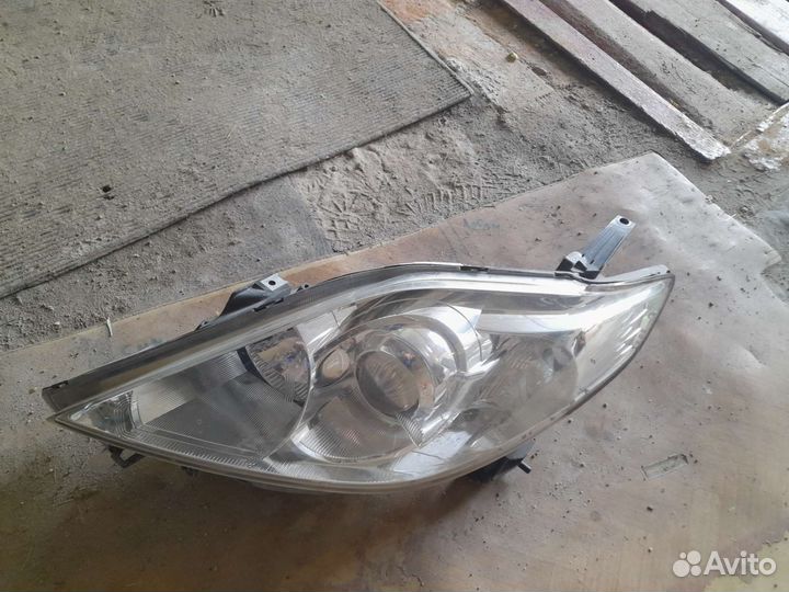 Фара передняя левая Мазда 5, CR 2005-2010гг