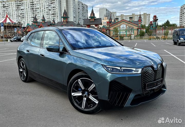 BMW iX AT, 2023, 3 950 км