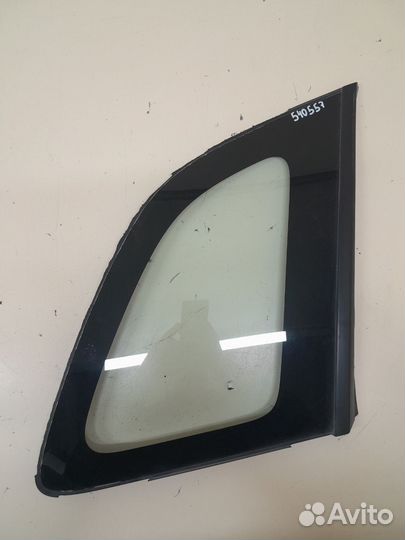 Стекло кузовное глухое правое Suzuki Liana 2001-20