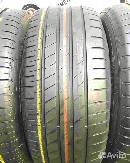 Goodyear EfficientGrip 215/55 R17 94W