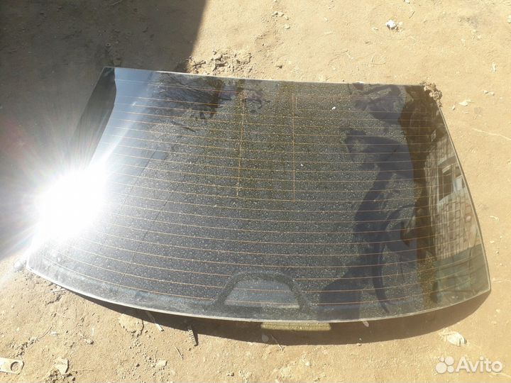 Стекло ветровое заднее бмв Е39