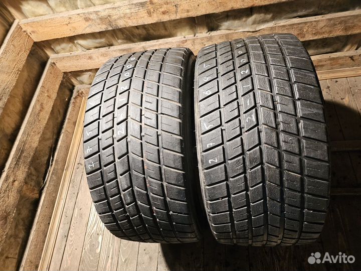 Pirelli P Zero 275/600 R18