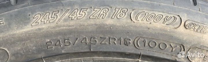 Michelin Pilot Super Sport 245/45 R18