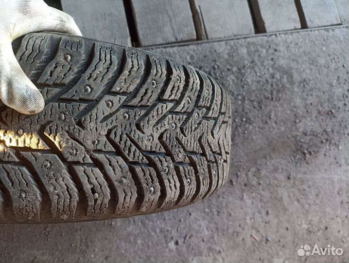 Nokian Tyres Hakkapeliitta 8 185/65 R14 на литье