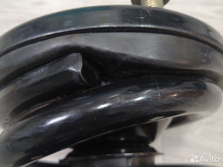 Передние стойки для L-200