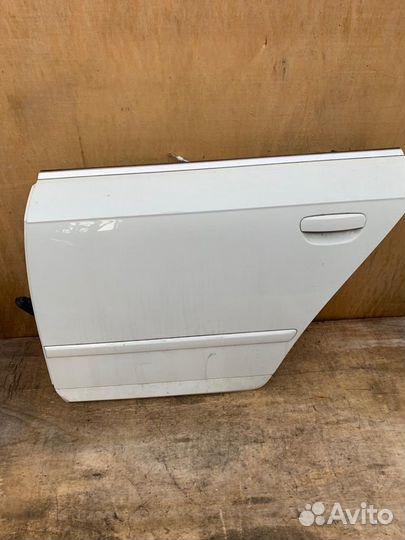 Дверь задняя левая Audi A4 B7