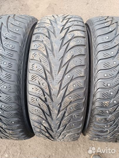 Yokohama Ice Guard Stud IG35 215/60 R16