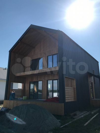 Коттедж 160 м² на участке 8 сот.