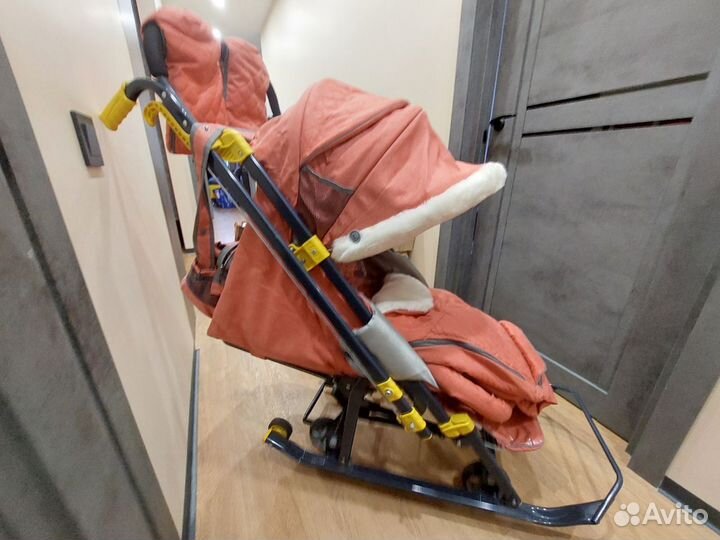 Детские санки прогулочные