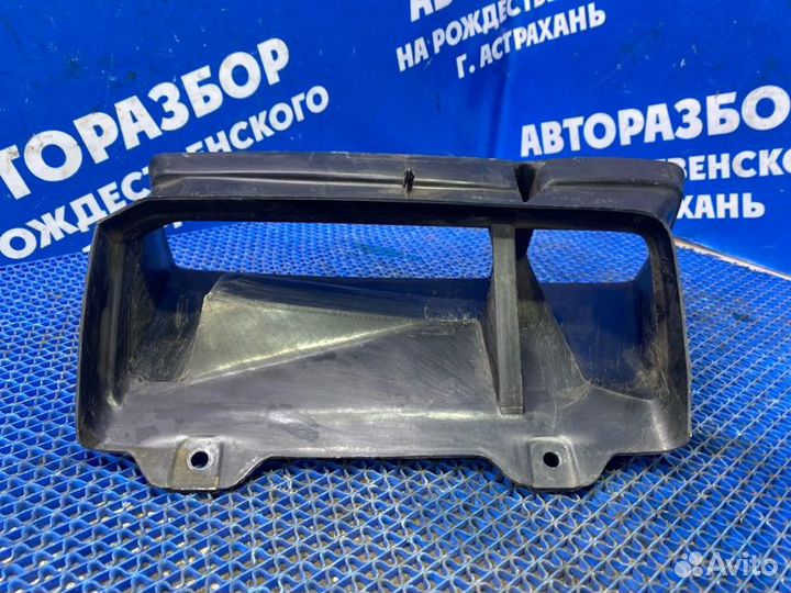 Воздуховод Toyota Sprinter седан 5A-FE 1992