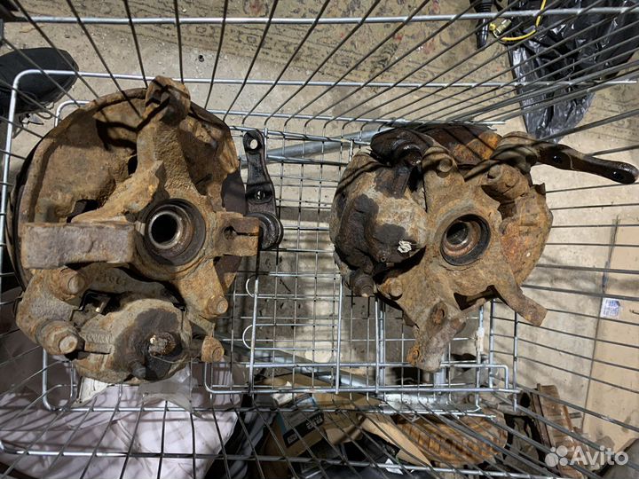 Кулак поворотный,цапфа киа спектра