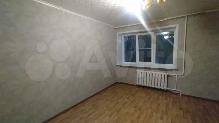 Комната 24 м² в 1-к., 3/5 эт.