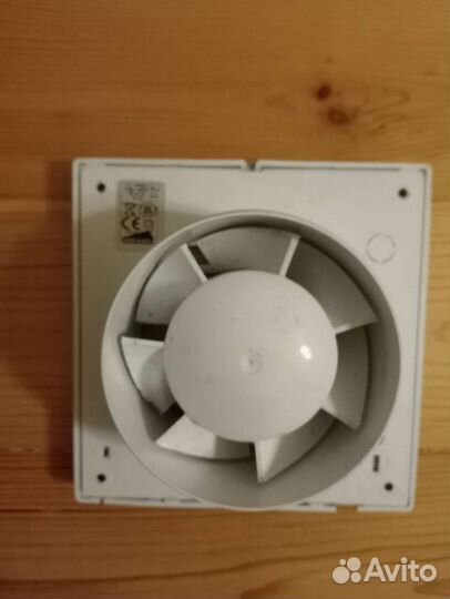 Вентилятор вытяжной