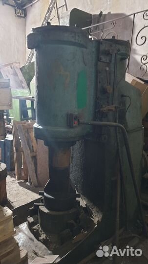 Молот кузнечный бу 1шт