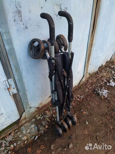 Складная прогулочная коляска трость