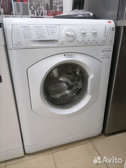 Стиральная машина Hotpoin tAriston Arsl105