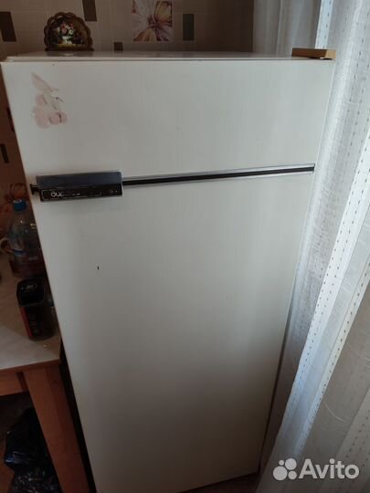 Холодильник бу Бирюса 6