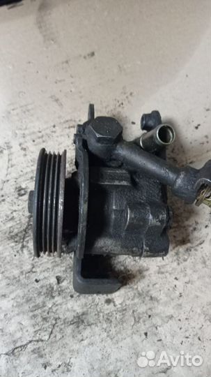 Насос гур Ниссан CGA3 CG13 1.3