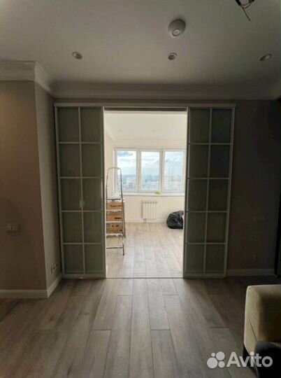 Стеклянная перегородка