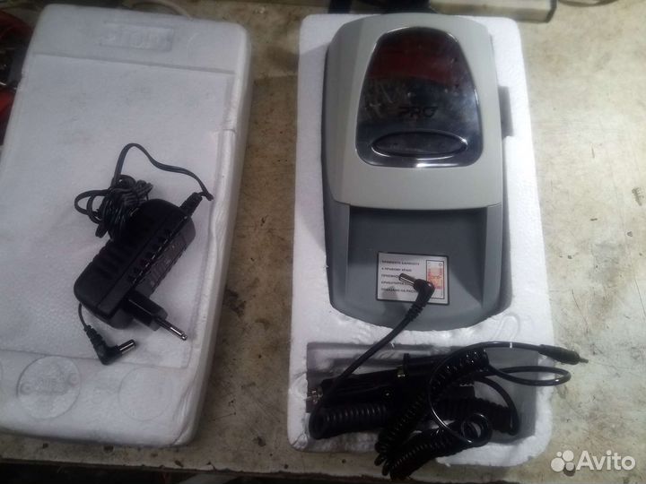Детектор банкнот pro cl200r