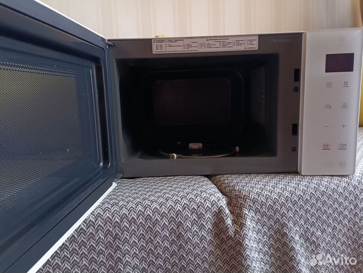 Микроволновая печь LG