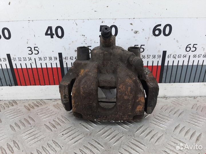 Суппорт задний левый для Volvo S60 1 8251312