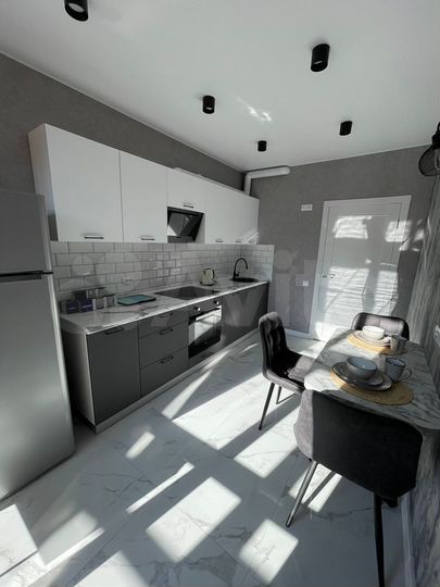 1-к. апартаменты, 45,1 м², 1/10 эт.