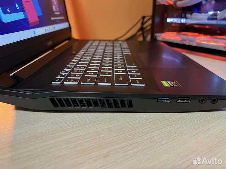 Ноутбук Hasee TX9 i5-10400/RTX 3070/8Gb/512Gb
