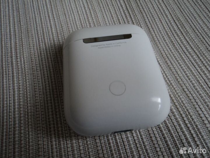 Кейс.Зарядный чехол для Apple Airpods