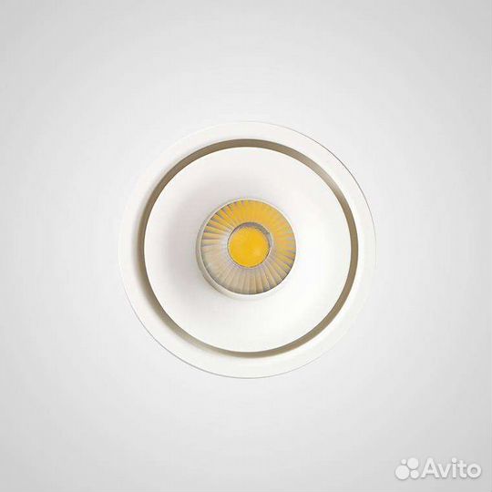 Потолочный поворотный светильник